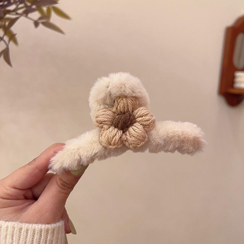 

Зимняя вишня Пушистый бант Заколка для волос - Сладкий плюшевый зажим для девочек