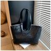 New tote bag versatile commuter vegetable basket handbag woven shoulder messenger big bag women's bag tide