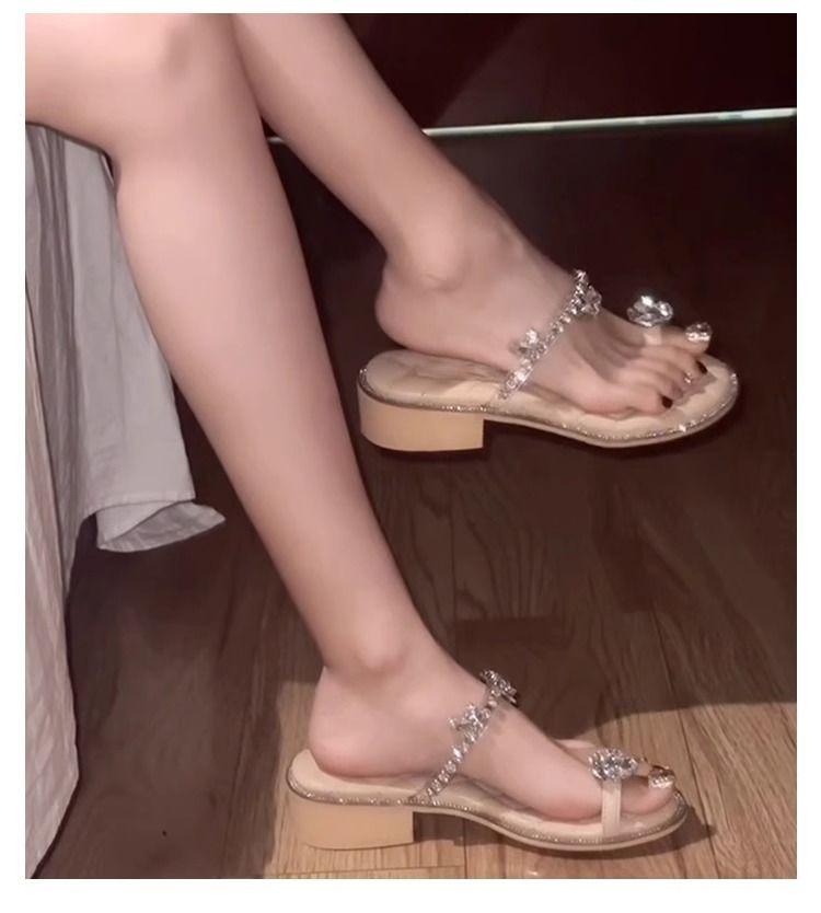 New Rhinestone Cover Toes Beautiful Thick Heel Slippers Women Wear One Word with Sandals Fairy Wind Thick Bottom Beach Cool Slippers