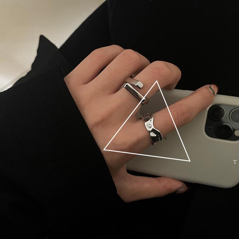 

Plated Elegant Silver Geometric Wave Design Ring For Women With Adjustable Fit J1474