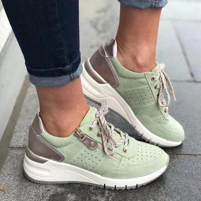 2021 Casual Women's Lace-up Sneakers with Thick Sole and Burned Flower Design, Plus Sizes Available