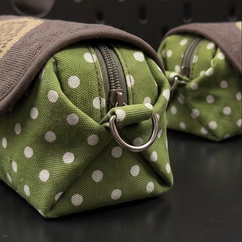 Cute Hedgehog Polka Dot Pencil Case Durable Zipper Multifunctional Stationery Organizer for Primary Middle School Students