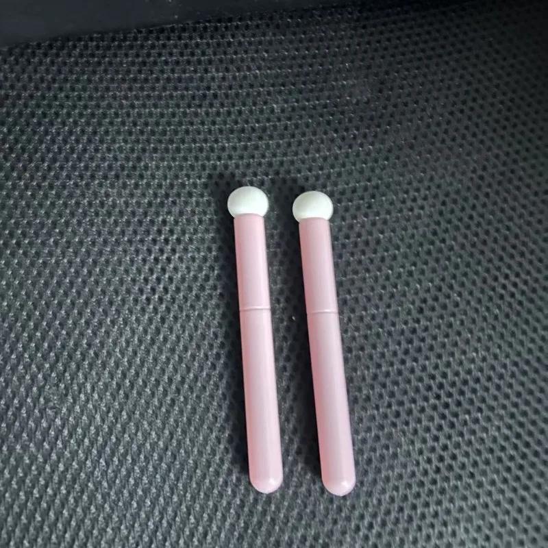 2Pcs Concealer Brush Pink Handle Small Sponge Concealer Makeup Brush Acne Conspirator Brush Beauty Tool Highlight Brush