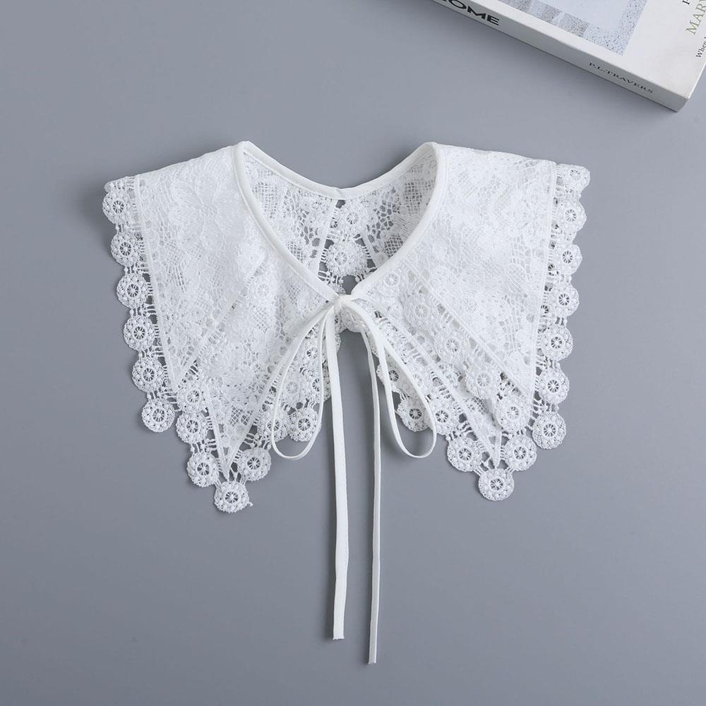 Vintage Lace Embroidered Fake Collar Hollow Out White Doll Collar Shawl Wrap Girls Detachable Versatile Lace False Blouse Collar