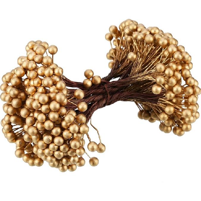 BBTO Artificial Holly Berries On Wire Stems, 250 Stems with 500 Pieces 8 Mm Fake Berries for Tree Decorations Wreath Craft Use Wedding Party Favor