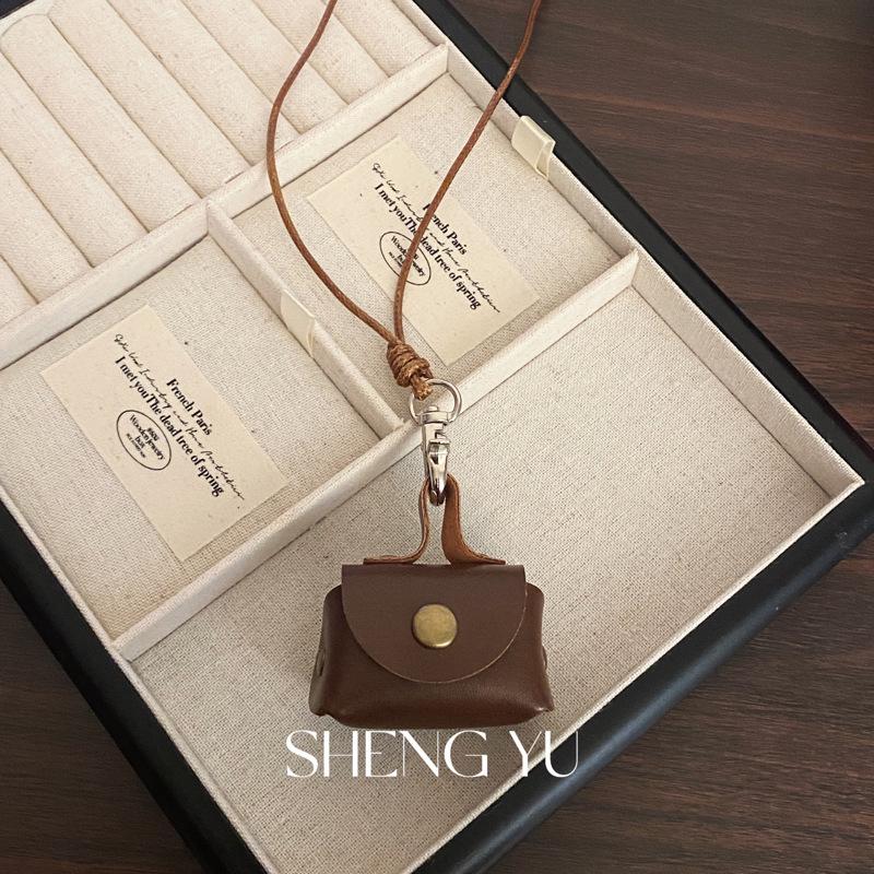 

Korean Retro Leather Choker Coin Purse Necklace