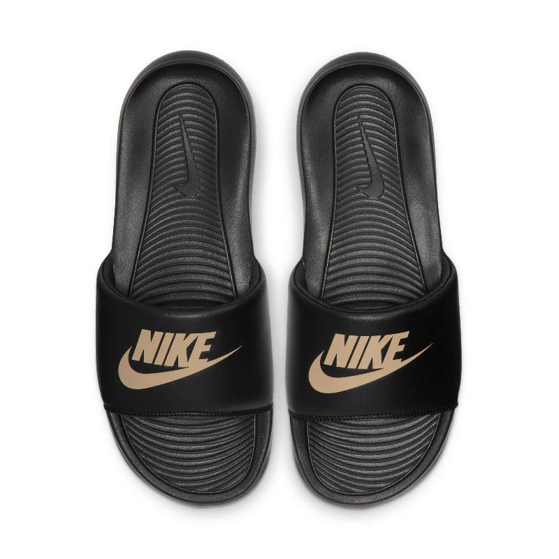 

Nike Men s Casual Cushioned Slippers for Indoor One-Piece Indoor Flip Flops with Grip and Rebound CN9675 of Victori 38.5 чёрный