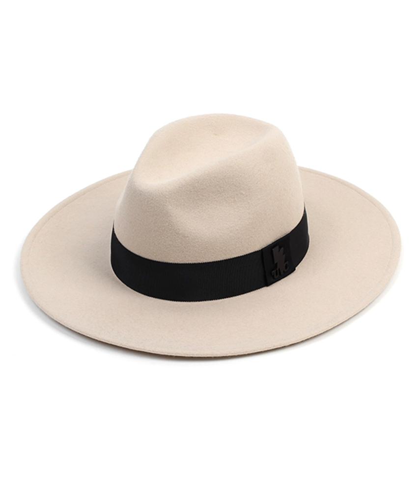 Yunibeosyeolkemiseuteuli Black Line Wool Ivory Fedora