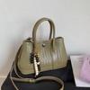 Retro niche woven pattern bag women's new high-end versatile messenger bag small bag
