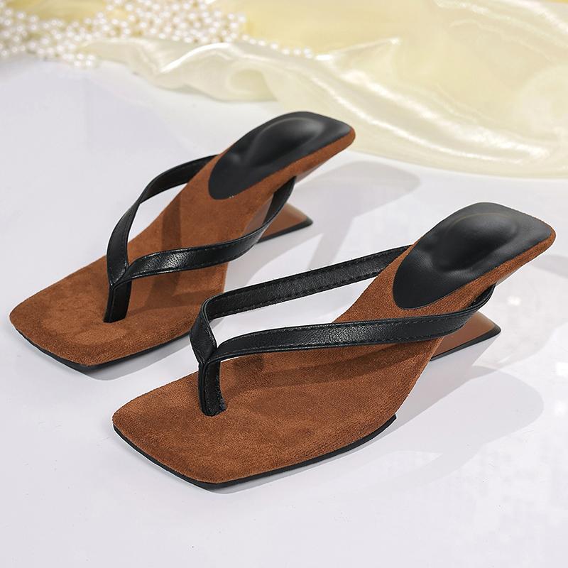 Fashion Fashion Hoof Heels Flip Flops for Women 2025 Summer Square Toe Clip Toe Sandals Woman Designer Style Med Heeled Slippers Female