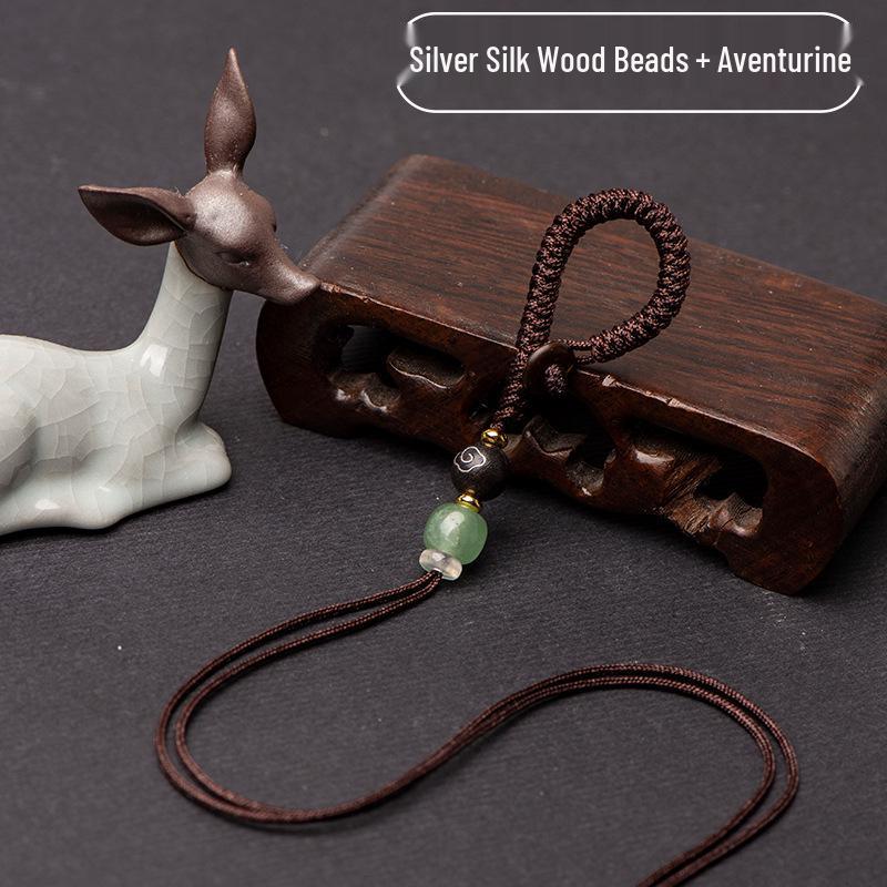 Handgeknüpfter Diamantknoten Auto-Schlüsselanhänger mit Messinganhänger und Jade-Akzent