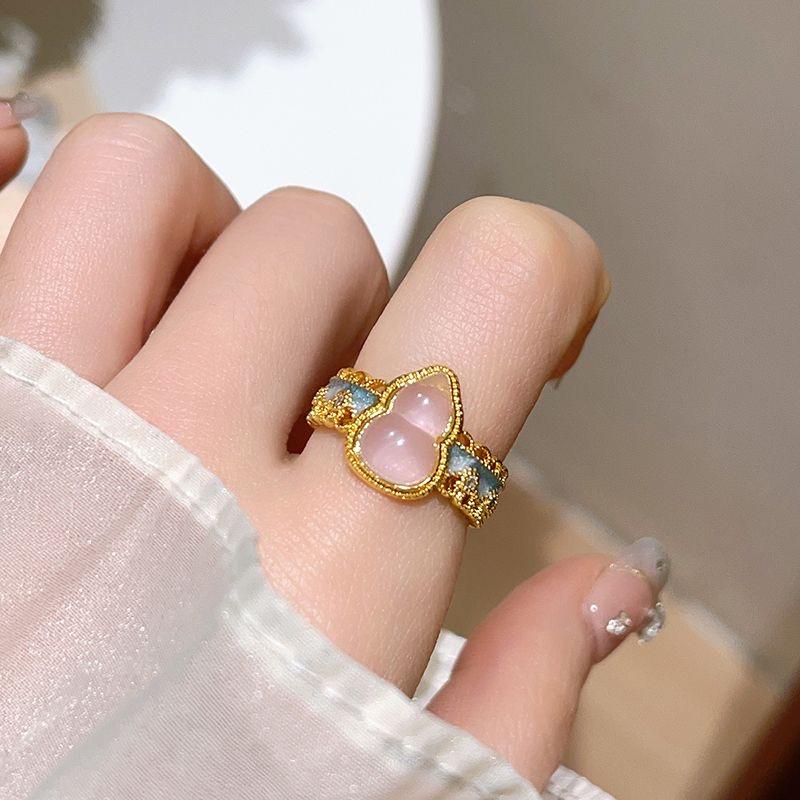 New Luxury Temperament Rhinestone Rings Vintage Irregular Metal Open Finger Rings For Women Party Jewelry Accessories Gifts