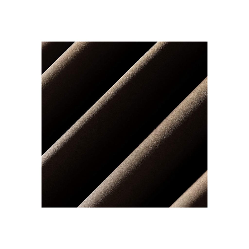 Czarna, 100% wyładowcza zasłona zaciemniająca Nowy katalog sezonowy Produkt licencjonowany Certyfikat ISO Płaskie płaskie bez włosia