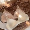 Nahtloser japanischer Satin-BH für kleine Oberweiten, tiefer V-Ausschnitt, dünne Träger, ohne Bügel – ideal für Damen