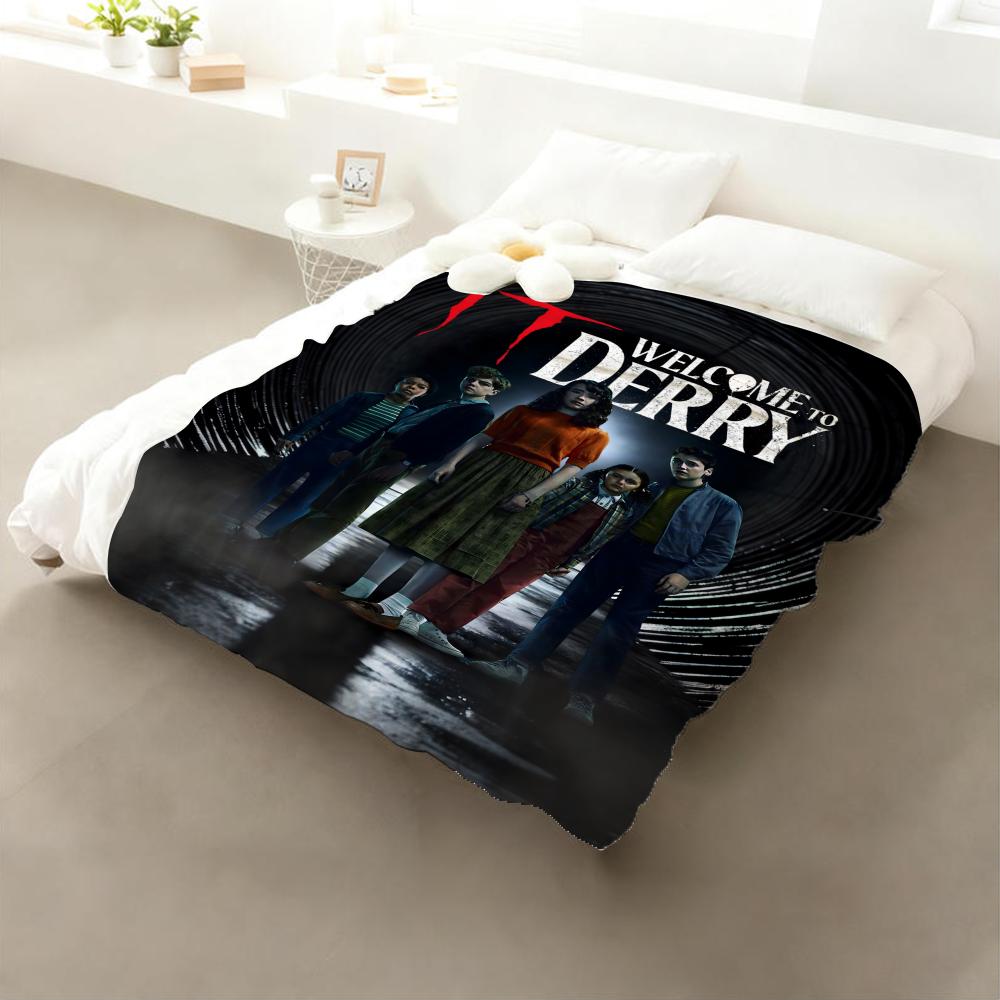

Movie It Welcome to Derry Throw Flannel Throw Blanket: Soft Kid-Friendly Warm Anti-Static All Season Washable Couch Bed Home 75x90cm
