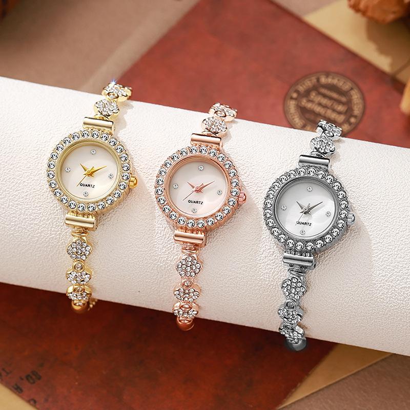 Luxury Women's Watches Simple Quartz Wristwatches Small Dial Watches Bracelet Ladies Watch Gift Clock