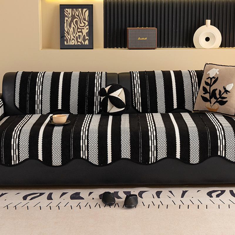 New Sofa Cushion, Antique Style, Universal In All Seasons, Special-Shaped Seat Cushion, Black Straight Row Sofa, High-End Sofa Towel