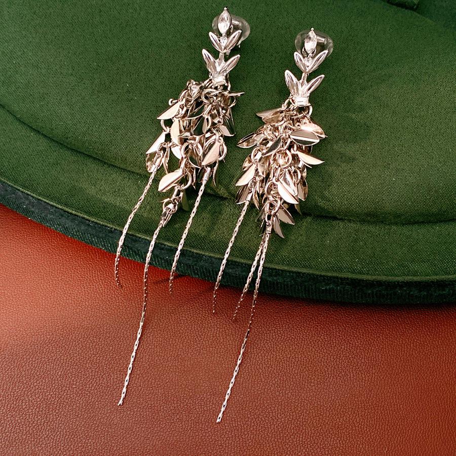 Ear Clips - Wheat Ear Tassel Design, No Piercing Needed, Chic and Luxurious Versatile Earrings