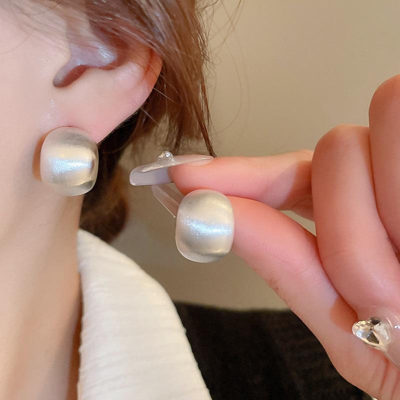Silver needle super flash zircon pearl geometric round flower earrings simple personality stud earrings niche design earrings women