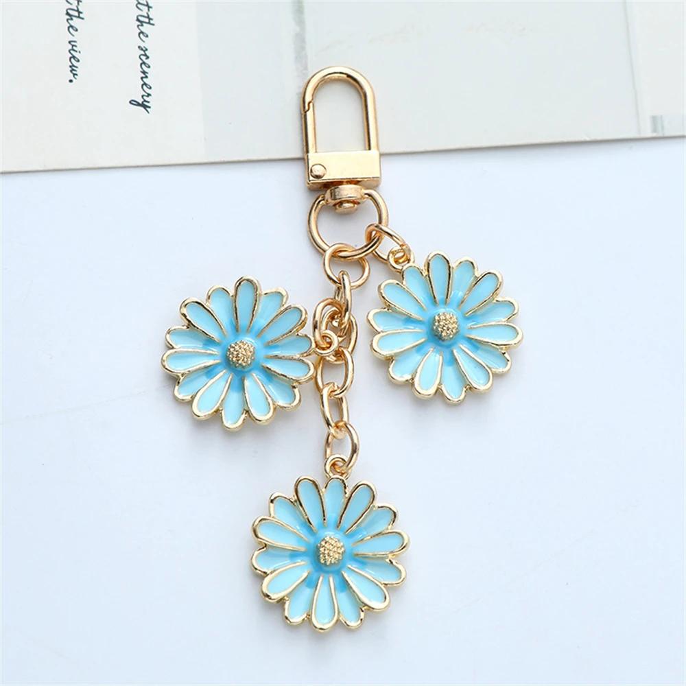 Милый брелок в виде ромашки — фото 11