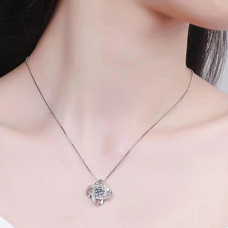 Kuaishou Douyin Light Luxury Four-Leaf Clover Zircon Pendant Necklace for Women