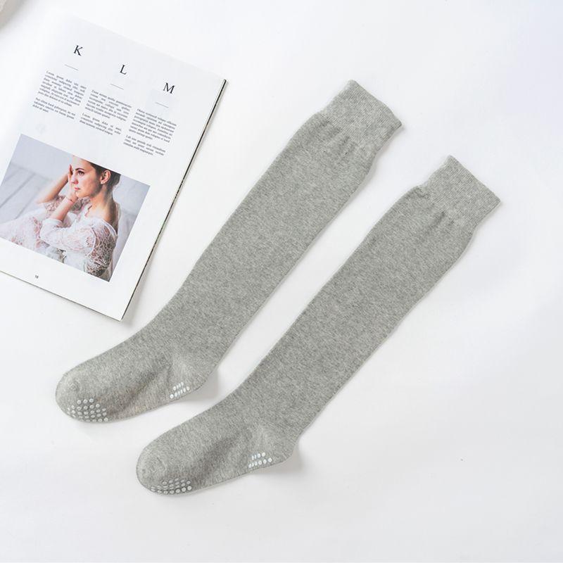 

Весенне-летние носки для йоги до икр женские профессиональные нескользящие гетры\n до колена из гребенного хлопка для танцев, тренировок, фитнеса, бега, спортивные носки Light gray(Spring and summer thin leg)