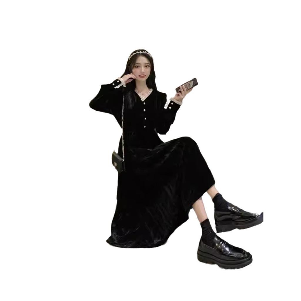 Dress Women's Spring and Autumn Bottom V-neck Black Long Dress Small Black Niche Inner Skirt