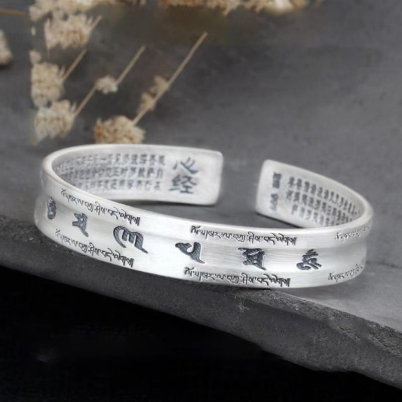 Engraved Cuff Bracelet Vintage Silver-Tone Alloy Wrist Bangle with Open Slip-On Design for Everyday Outfits and Casual Simple Gifting