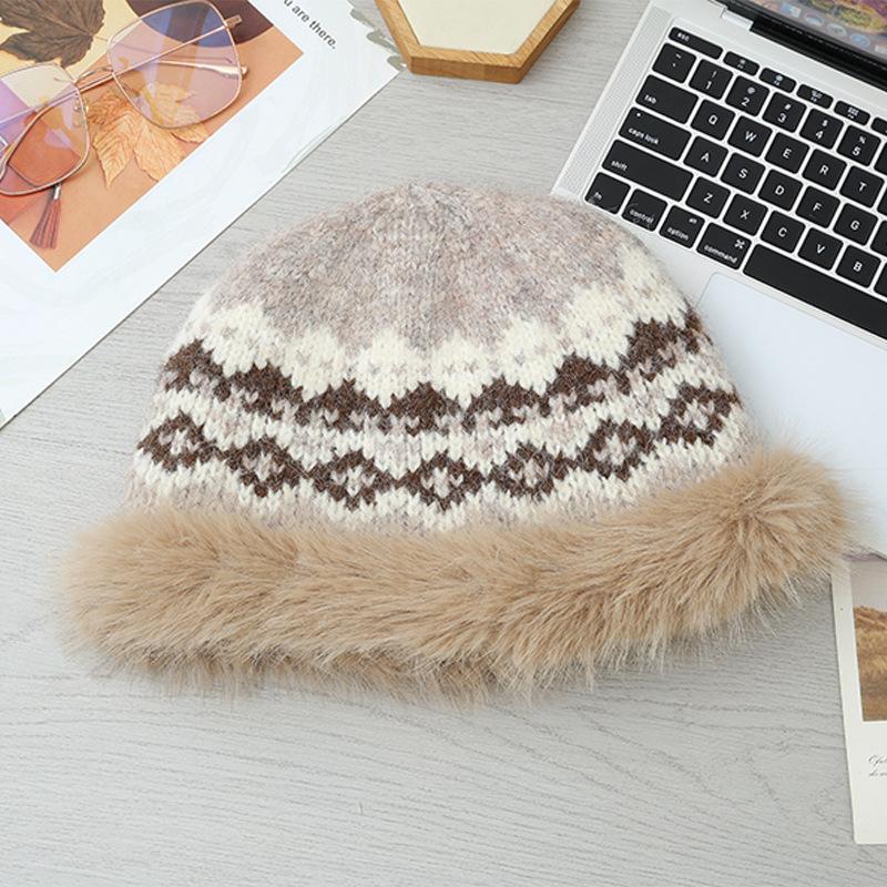 

Premium temperament fleece knitted wool hat fashionable versatile headgear winter hat women s thermal hat average size
