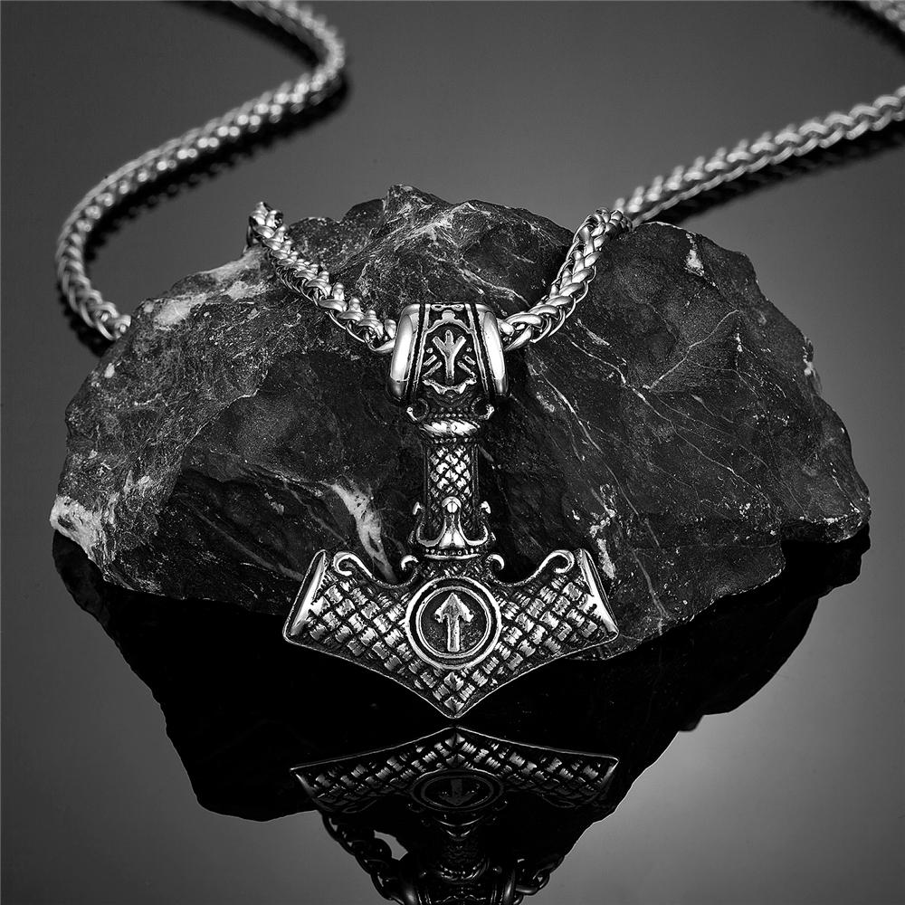 Vikings Crown Thor's Hammer Necklaces Men Stainless Steel Norse Mythology Runes Valknut Pendant Amulet Scandinavian Male Jewelry