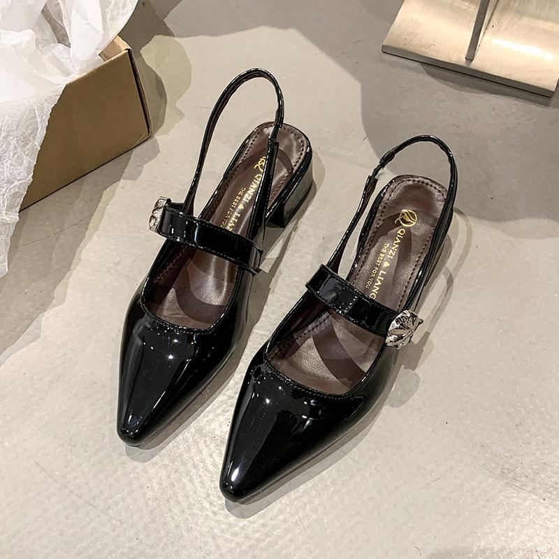 

Туфли Мэри Джейн 2025 весна новая ретро ремешок с одним словом светлый вырез низкий каблук толстый каблук крутые шлепанцы остроносые женские туфли 35 чёрный