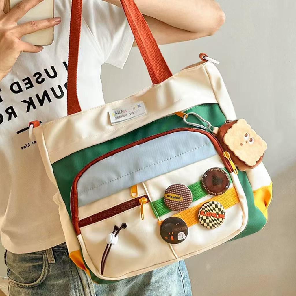 

Canvas bag One shoulder messenger bag Large capacity Student class to work Commuter bag Tuition bag Handheld mommy tote bag No pendant included