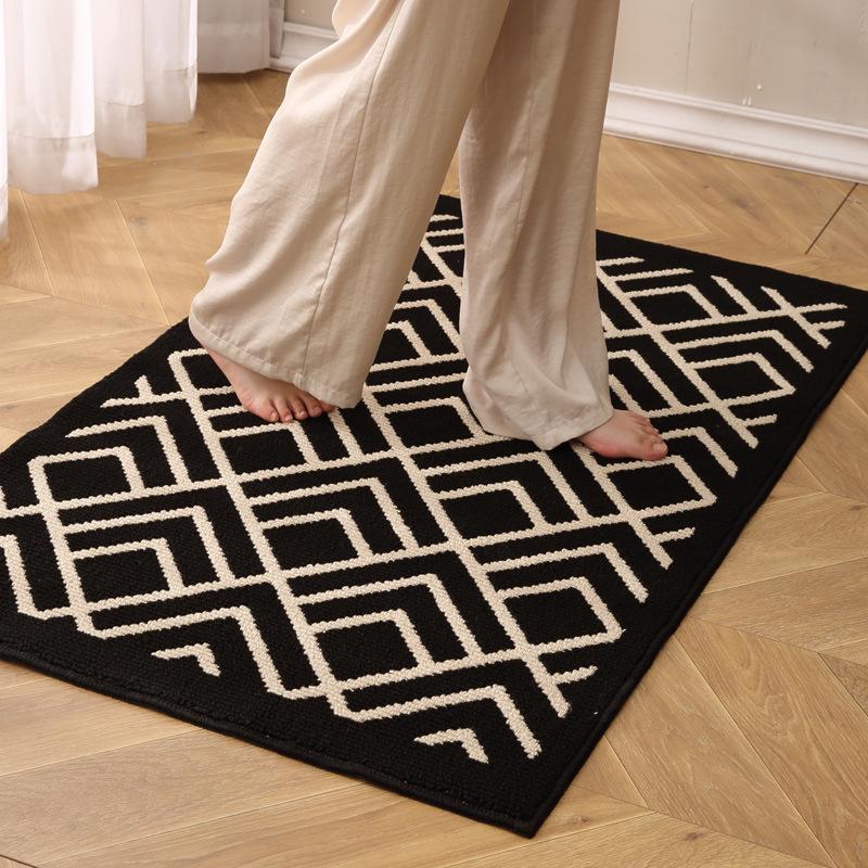Chinese Retro Plaid Entrance Doormat: Dirt-Resistant, Machine Washable Wabi-Sabi Entryway and Hall Floor Mat.