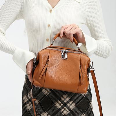 First Layer Cowhide Bag, Messenger Bag, Women's Genuine Leather Versatile Handbag, Women's New Large-capacity Commuter Shoulder Bag