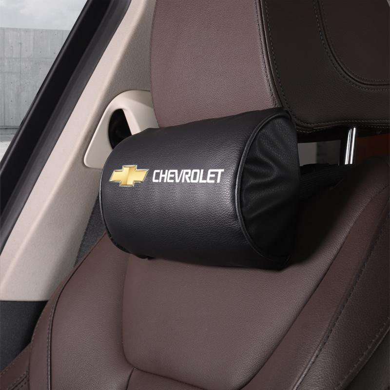 1 Adet Araba Logosu Koltuk Başlığı Deri Boyun Yastığı Aksesuarları Chevrolet Spark Captiva Cruze Malibu Equinox Trax Camaro Blazer Bolt İçin