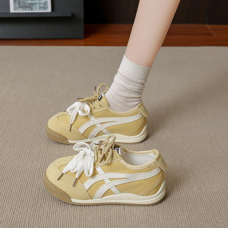 

Pink heightened platform German training shoes women s 2025 new pair of shoelaces soft sole sports and leisure shoes fashion Forrest Gump shoes 40 жёлтый