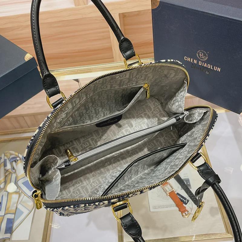 2024 Women's Large Capacity Boston Pillow Printed Tote Handbag