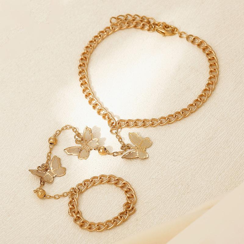 Vintage Gold Color Butterfly Beaded Finger Bracelet for Women Simple Metal Insect Adjustable Bracelet Beach Vacation Zircon