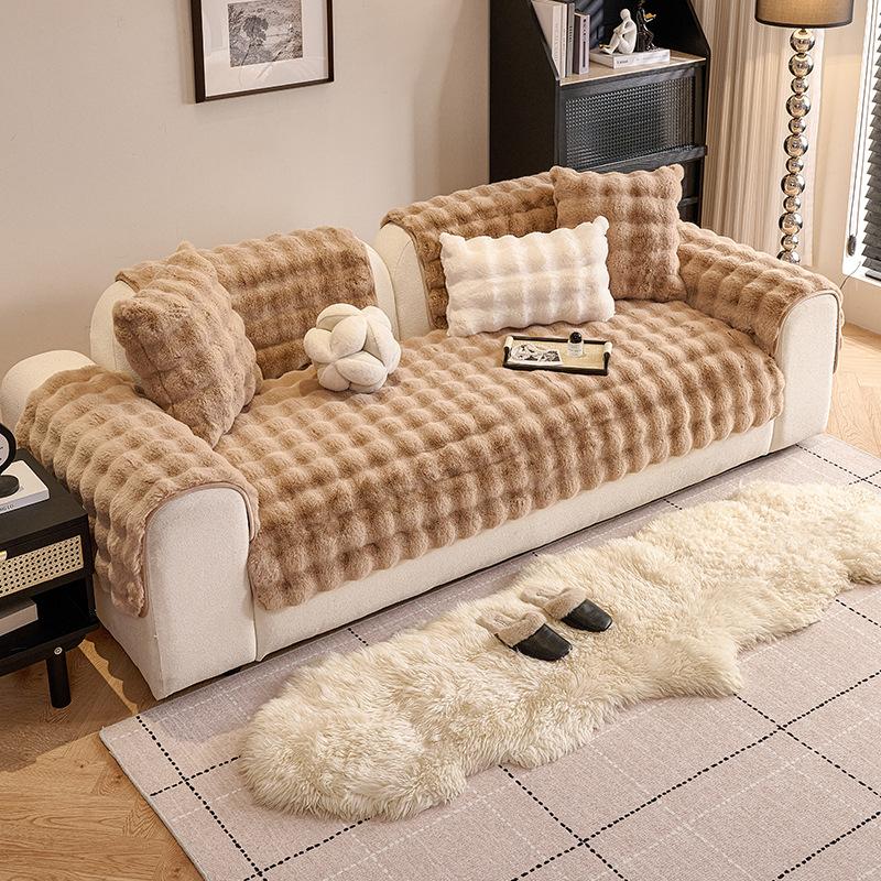 Neuer Herbst- und Winter Hase Plüsch Warm Plüsch Sofakissen Verdicktes Rutschfestes Kissen Leder Sofaüberwurf Überzugstoff