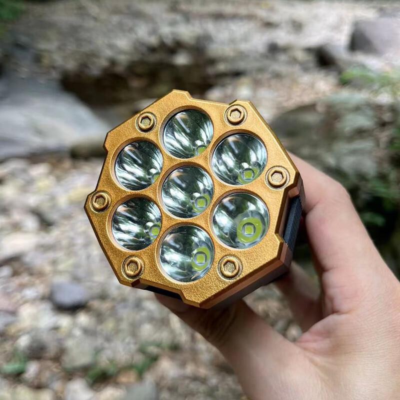 UOSU 7-LED Multi-Function USB Rechargeable Flashlight