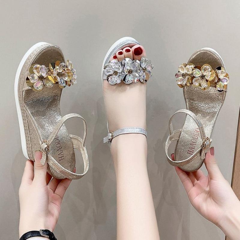 Fashion Woman Shoes Open Toe Silver Wedges Heel Flower Sandals for Women New Breathable Fashion Shoe On Offer 2025 Luxury Summer Offers