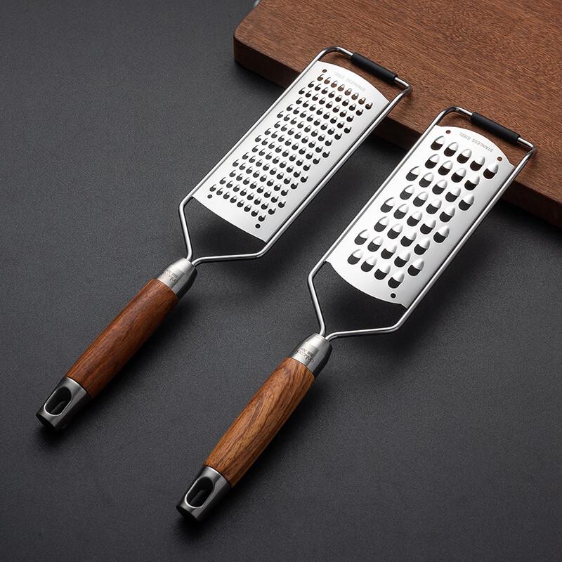 

Onlycook Traditional Manual Food Shredder and Slicer