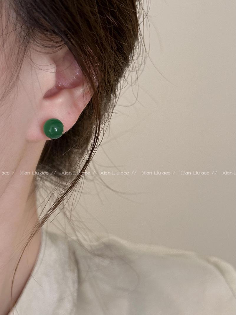 

Элегантные серьги с зеленым агатом и жемчугом: Дизайн в китайском стиле, уникально роскошный и высококлассный для женщин