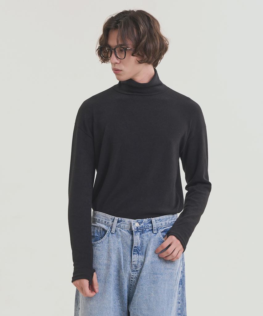 NOISE High-Gauge Turtleneck Fingerhole Knit - 3 Colors