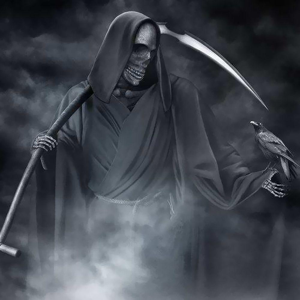 Necklace Death Ghost Cosplay Costumes Medieval Halloween Costume Priest Robes Witch Wizard Cloak