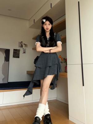 French Retro College Style Lace Edge Doll Collar Plaid Dress Women's Design Sense Niche Irregular Cake Dress