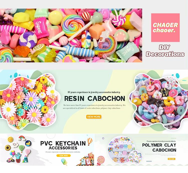 Yiwu Insheen Craft's Hot Sale Xmas Holiday Theme Flatback Resin Charm DIY Hanging Decorations 100 Pcs Per Bag for Souvenirs