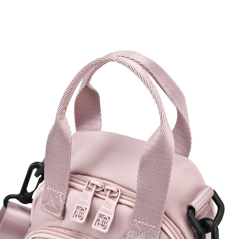 Kompakt Nylon Crossbody Miniryggsäck med Topphandtag Casual Liten Dagryggsäcksväska för Kvinnor Daglig Resa