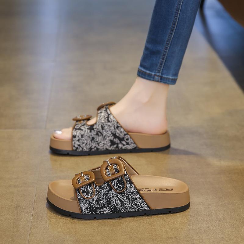 New Thick-soled Women's Shoes One-shoulder Soft-soled Beach Sandals