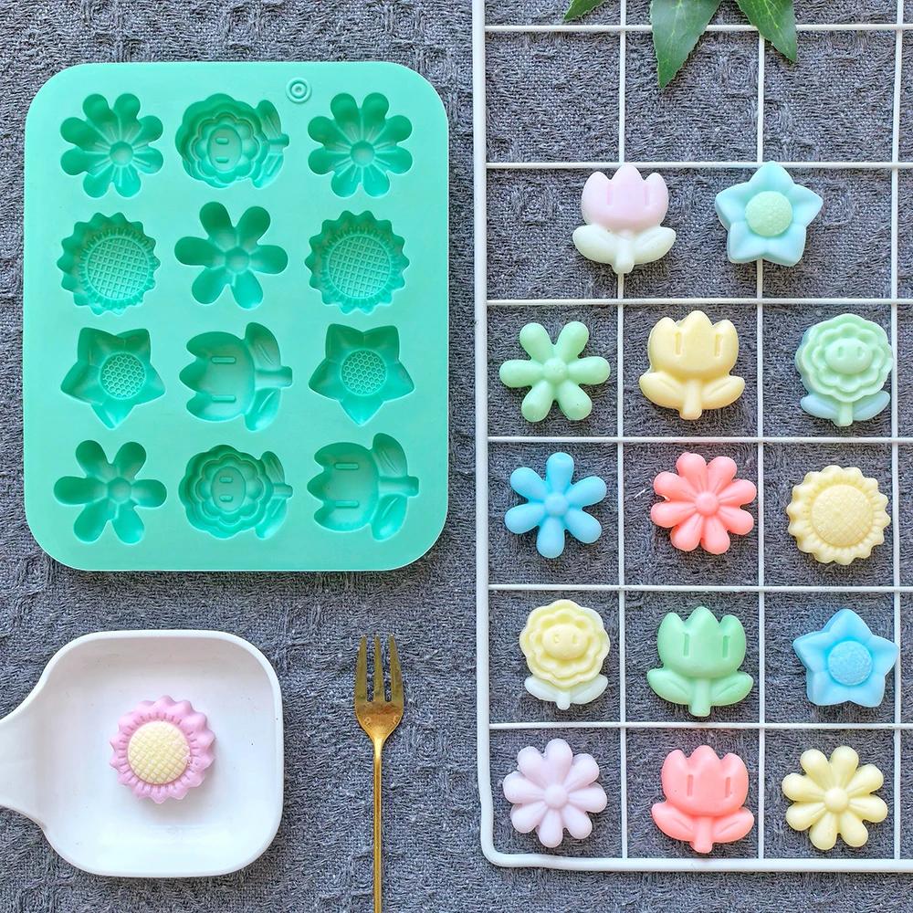 12 Holes Silicone Chocolate Candy Molds Flower Chocolate Molds Ice Cube Gummy Pudding Molds for DIY Cake Decoration Baking Tool